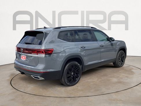 New 2026 Volkswagen Atlas SE FWD image 8