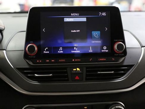 New 2025 Nissan Altima 2.5 SR image 12