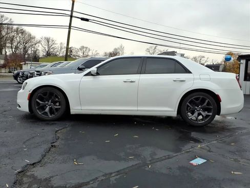 Used 2022 Chrysler 300 S image 6