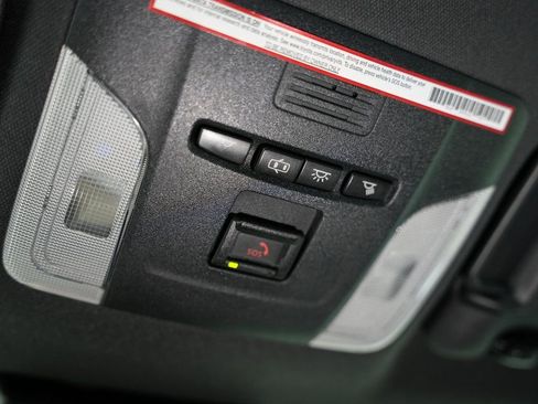 Used 2021 Toyota Corolla SE image 45