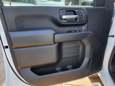 New 2026 GMC Sierra 2500 Pro w/ Convenience Package image 15