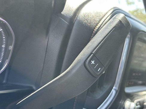 Used 2019 GMC Sierra 1500 AT4 w/ AT4 Premium Package AWD/4WD image 23