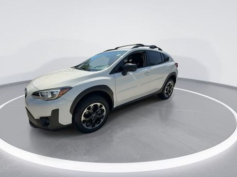 Certified 2021 Subaru Crosstrek 2.0i AWD/4WD image 4