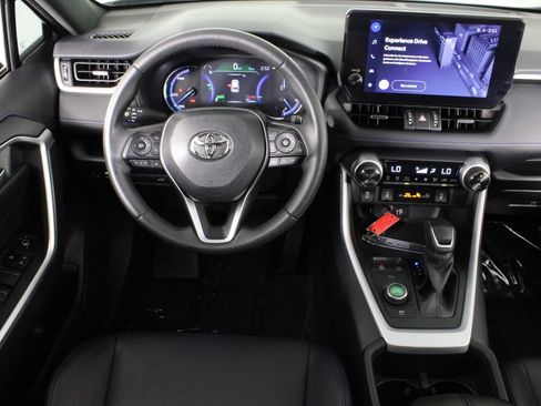 Used 2024 Toyota RAV4 XSE AWD/4WD image 6