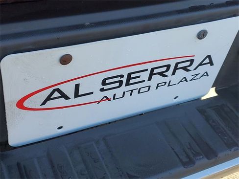 Used 2016 GMC Canyon SLE w/ SLE Convenience Package image 8