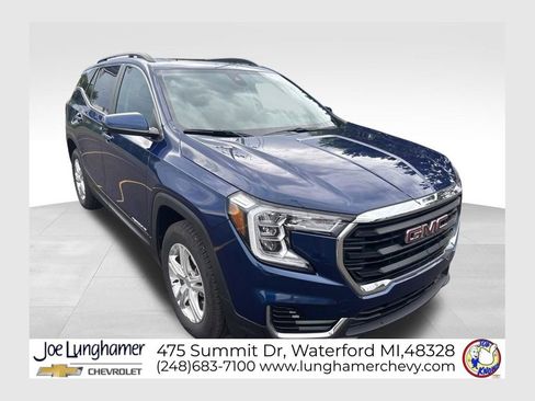 Used 2022 GMC Terrain SLE w/ Driver Convenience Package AWD/4WD image 1
