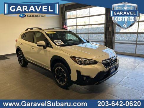Used 2023 Subaru Crosstrek 2.0i Premium image 1