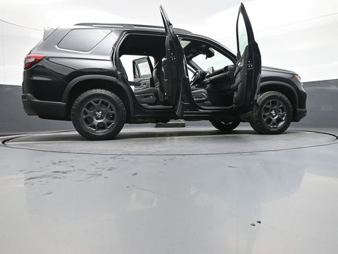 Used 2023 Honda Pilot TrailSport image 50