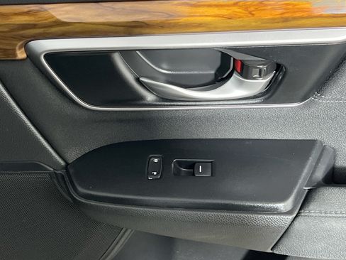 Used 2018 Honda CR-V EX image 32