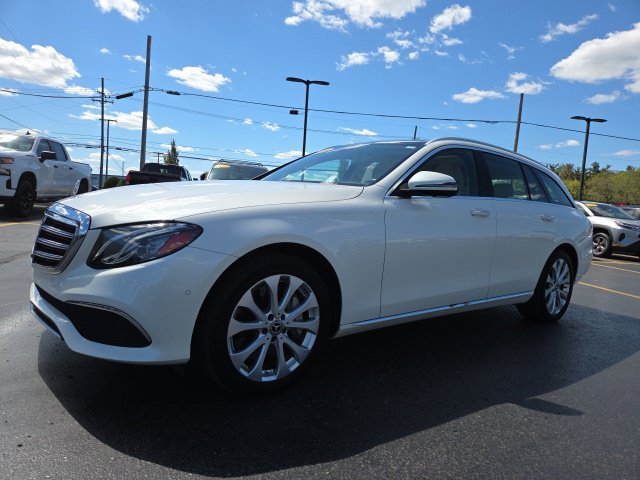Used 2020 Mercedes-Benz E 450 4MATIC Wagon image 3