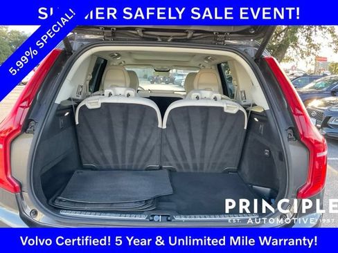 Certified 2023 Volvo XC90 B5 Plus AWD/4WD image 28
