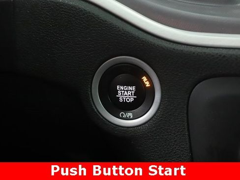 Used 2021 Dodge Charger SXT w/ Driver Convenience Group image 22