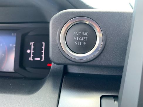 New 2026 Toyota 4Runner SR5 AWD/4WD image 26