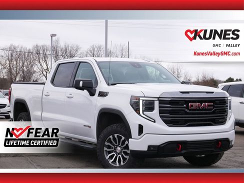 Used 2022 GMC Sierra 1500 AT4 image 1
