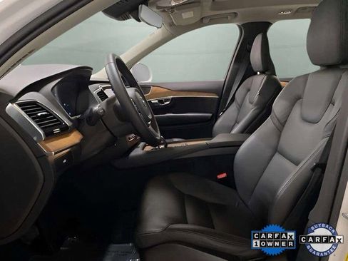 Used 2025 Volvo XC90 B6 Plus image 18