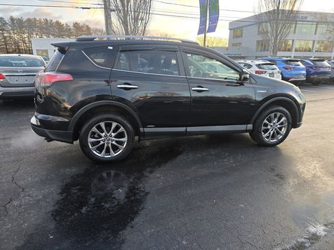 Certified 2016 Toyota RAV4 Limited image 9