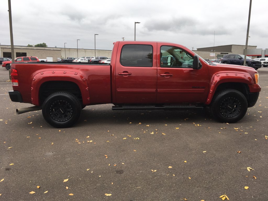 Used 2012 GMC Sierra 3500 SLT w/ SLT Convenience Package AWD/4WD image 7