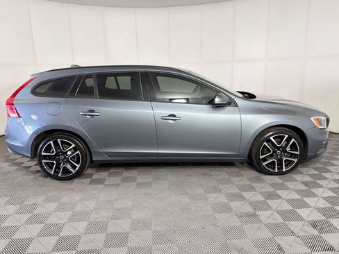 Used 2018 Volvo V60 T5 Dynamic w/ Vision Package AWD/4WD image 8