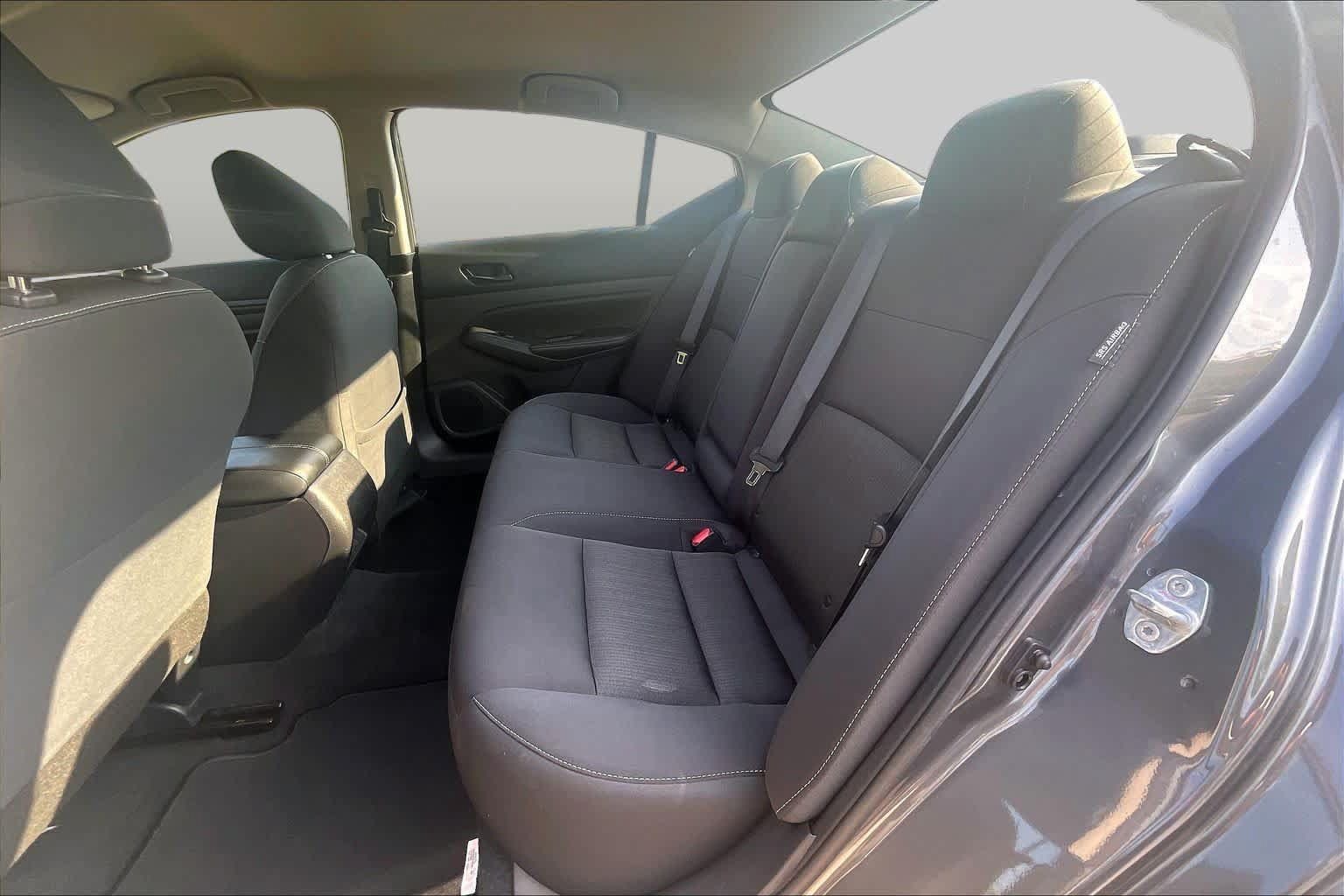 Used 2025 Nissan Altima 2.5 SV FWD image 20