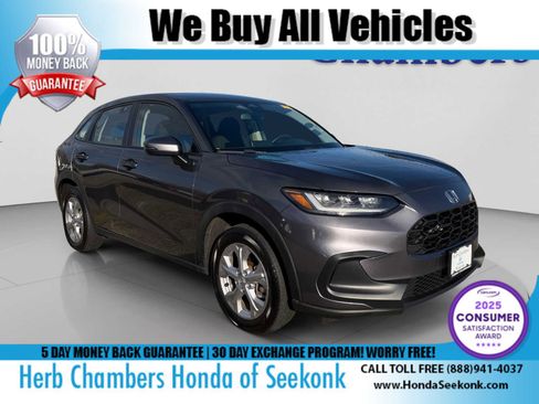 Used 2023 Honda HR-V LX image 1