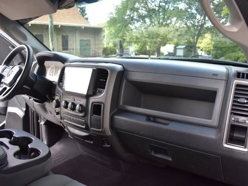 Used 2015 RAM 1500 Express w/ Black Ram 1500 Express Group RWD image 17