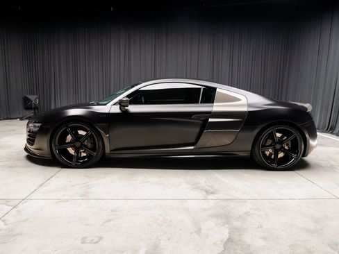Used 2014 Audi R8 V10 image 14