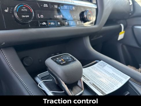 New 2026 Nissan Pathfinder SL AWD/4WD image 18
