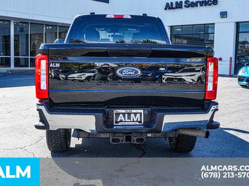 Used 2024 Ford F250 XLT image 11