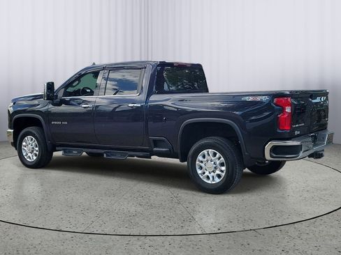 Used 2024 Chevrolet Silverado 2500 LTZ AWD/4WD image 7