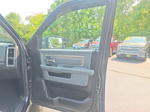 Used 2018 RAM 1500 Big Horn AWD/4WD image 32