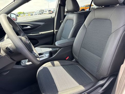 New 2026 Buick Envista Preferred FWD image 16