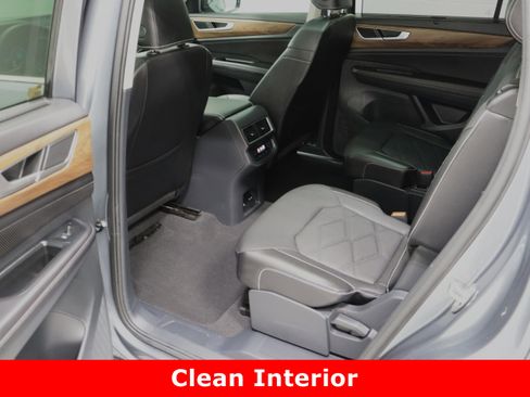 Used 2024 Volkswagen Atlas SE image 29