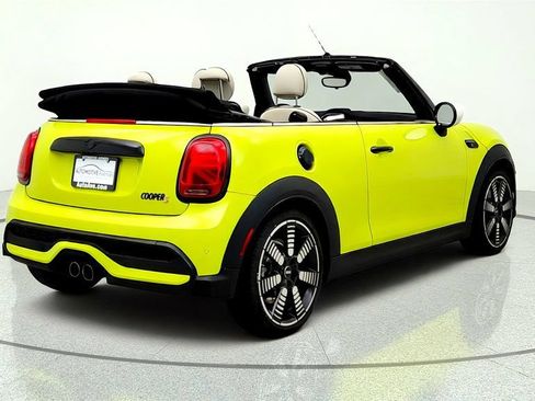 Used 2024 MINI Cooper S FWD image 5
