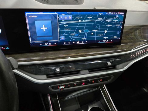Used 2024 BMW X7 xDrive40i AWD/4WD image 28