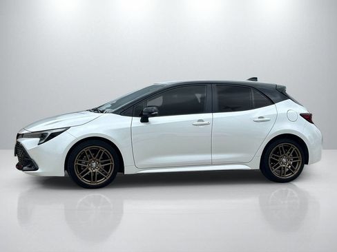 Certified 2025 Toyota Corolla Hatchback FWD image 8