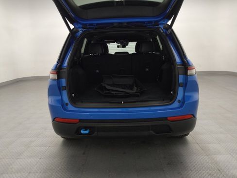 Used 2022 Jeep Grand Cherokee Trailhawk w/ Advanced Protech Group II image 29