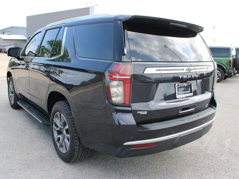 Used 2022 Chevrolet Tahoe LT w/ Luxury Package image 9