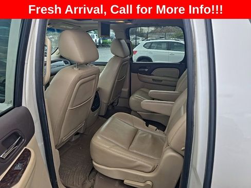 Used 2014 GMC Yukon XL Denali AWD/4WD image 11