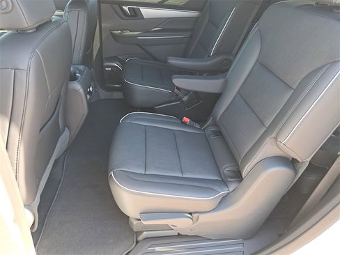 New 2026 Buick Enclave Preferred image 16