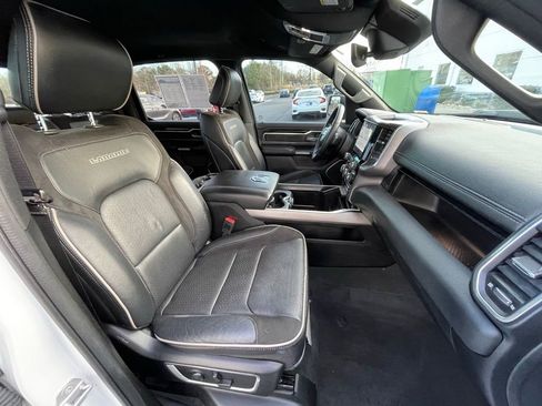 Used 2022 RAM 1500 Laramie image 32