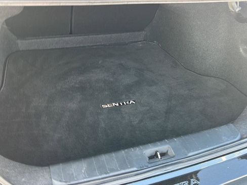 Used 2024 Nissan Sentra SV image 33