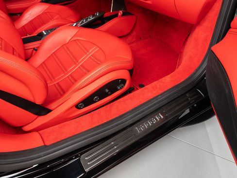 Certified 2021 Ferrari F8 Tributo image 69