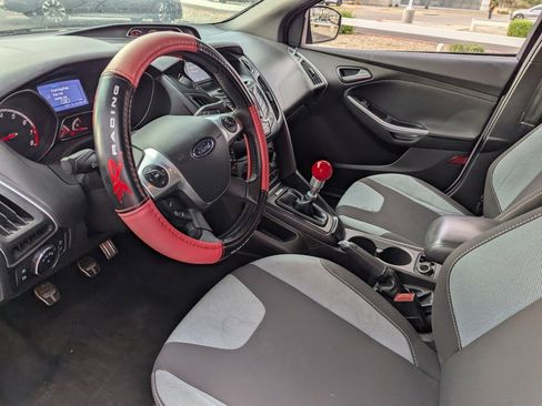 Used 2013 Ford Focus ST image 27