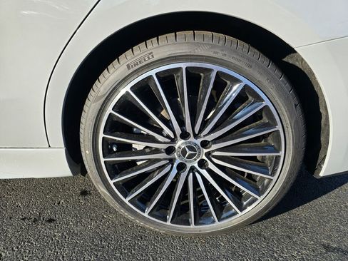 New 2026 Mercedes-Benz C 300 4MATIC Sedan image 19