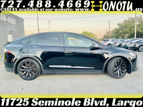 Used 2022 Tesla Model X Plaid image 30