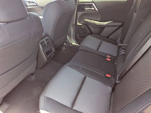 New 2026 Mitsubishi Outlander ES AWD/4WD image 10