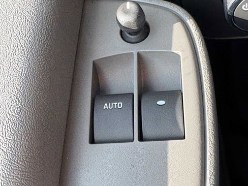 New 2025 GMC Savana 2500 w/ Driver Convenience Package RWD image 27