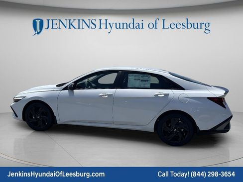 New 2026 Hyundai Elantra Sport FWD image 9