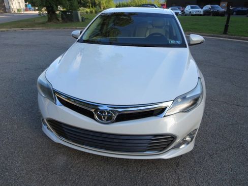 Used 2014 Toyota Avalon Limited image 1