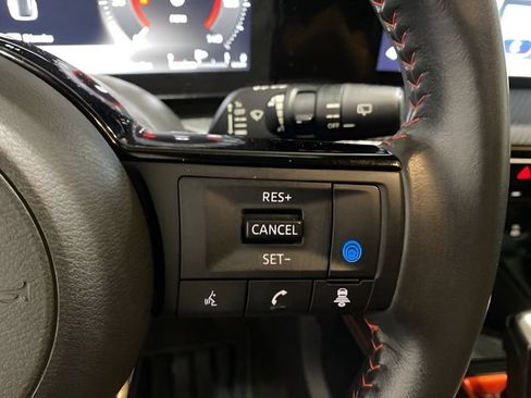Certified 2025 Nissan Kicks SR AWD/4WD image 15